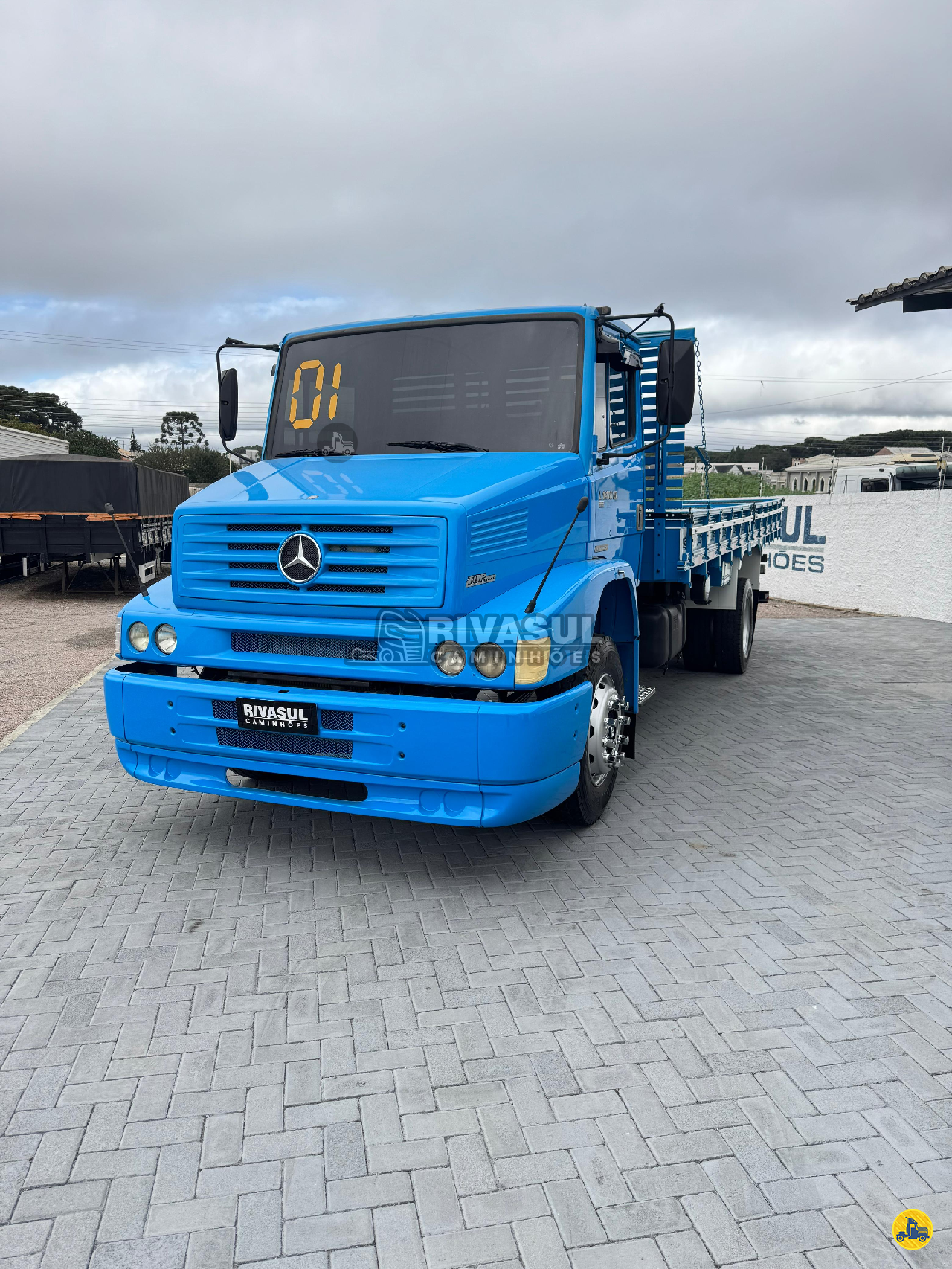 CAMINHAO MERCEDES-BENZ MB 1418 Carga Seca Toco 4x2 Rivasul Caminhões CURITIBA PARANÁ PR